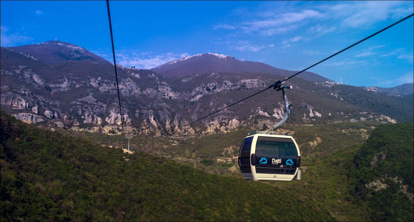 Titana Dajti April2009 20080416020