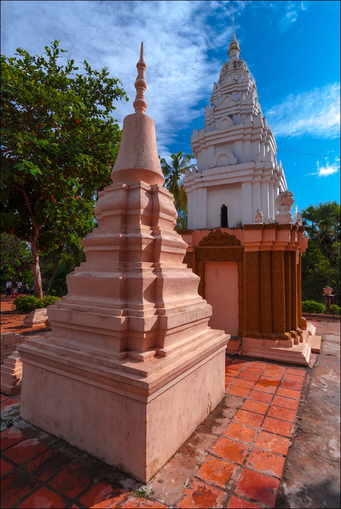 Roulous Prea Khan Nov209 042