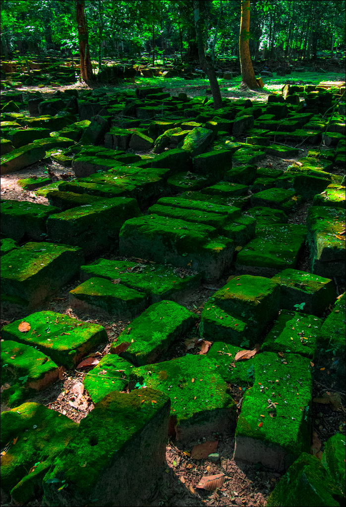 Roulous Prea Khan Nov209 044