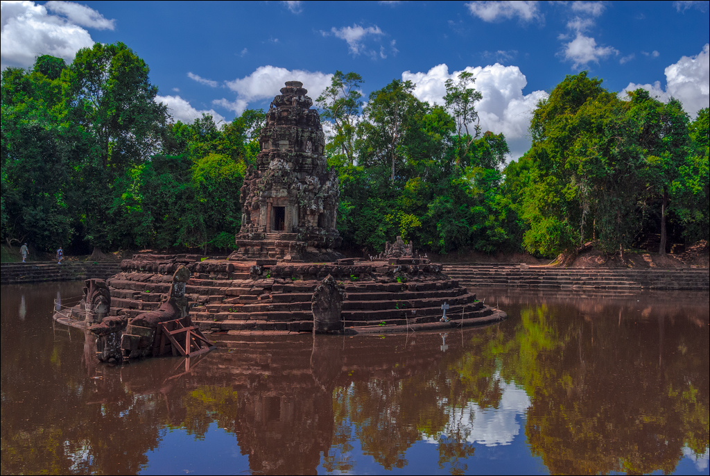 Roulous Prea Khan Nov209 085