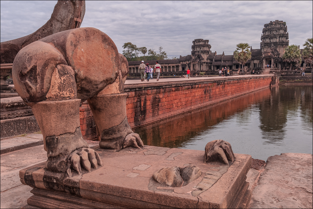 Angkor Wat Nov2009 019