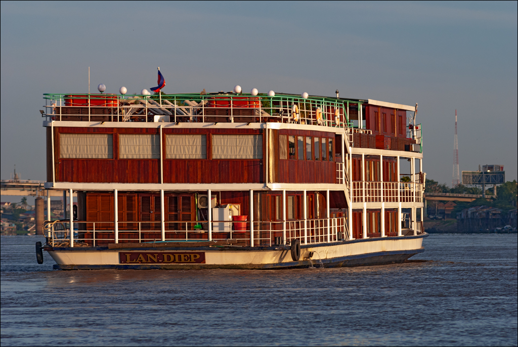 PhnomPehn TonleSap Nov2009 031