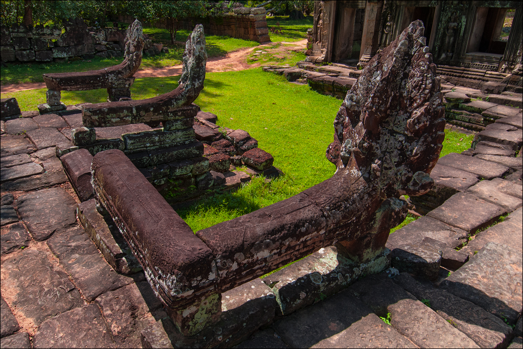 MinorTemples Appsaras Nov2009 028