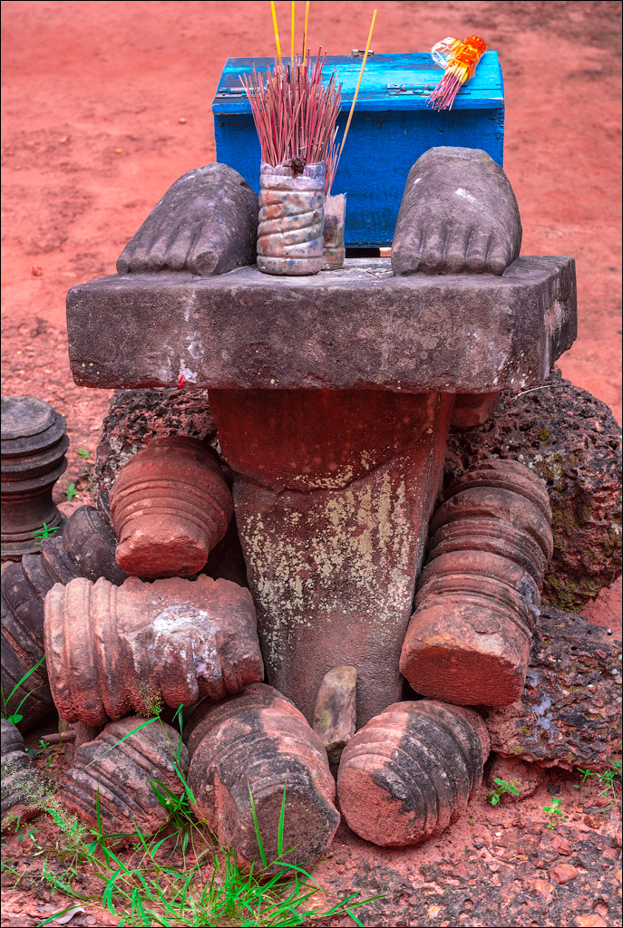 MinorTemples Appsaras Nov2009 037